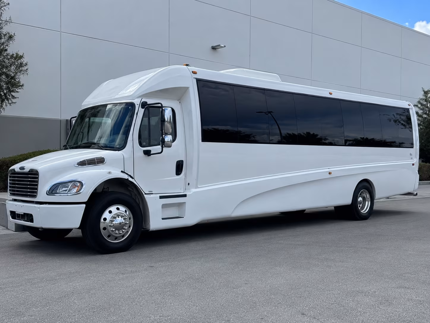 brooklyn concert party bus rental