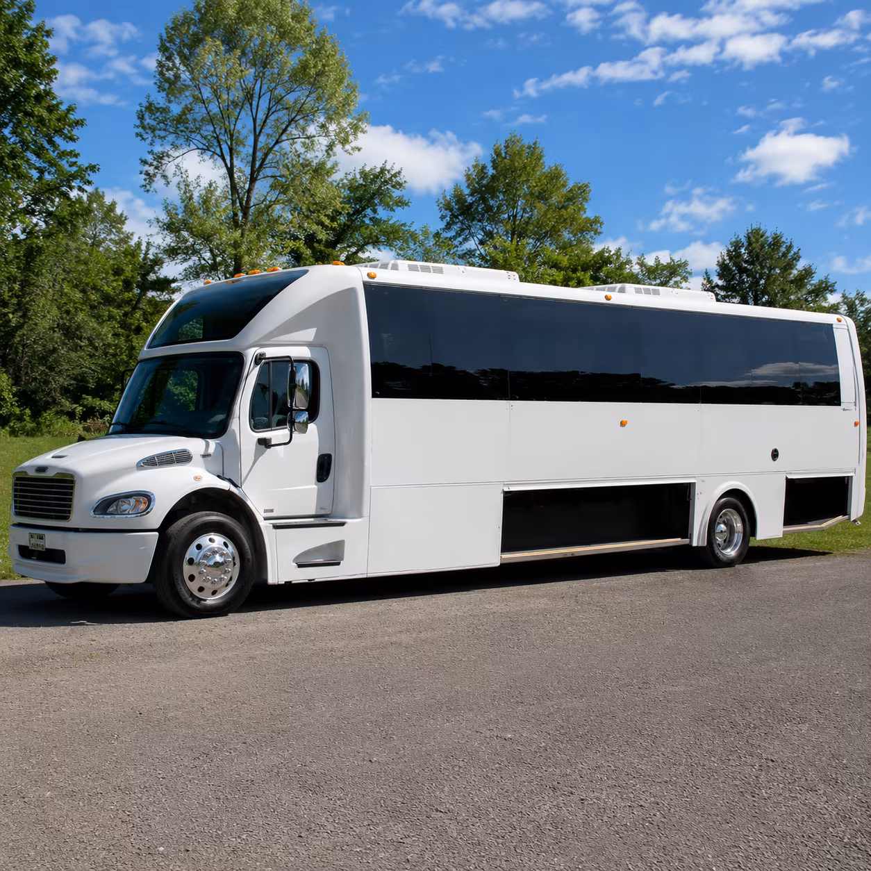 islip brooklyn charter buses