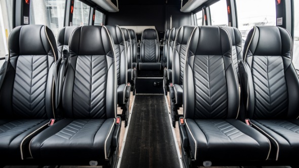 30 passenger minibus rental brentwood